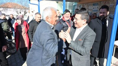 Cumhur İttifakı’nın Antalya Büyükşehir Belediye Başkanı adayı Hakan Tütüncü, 19