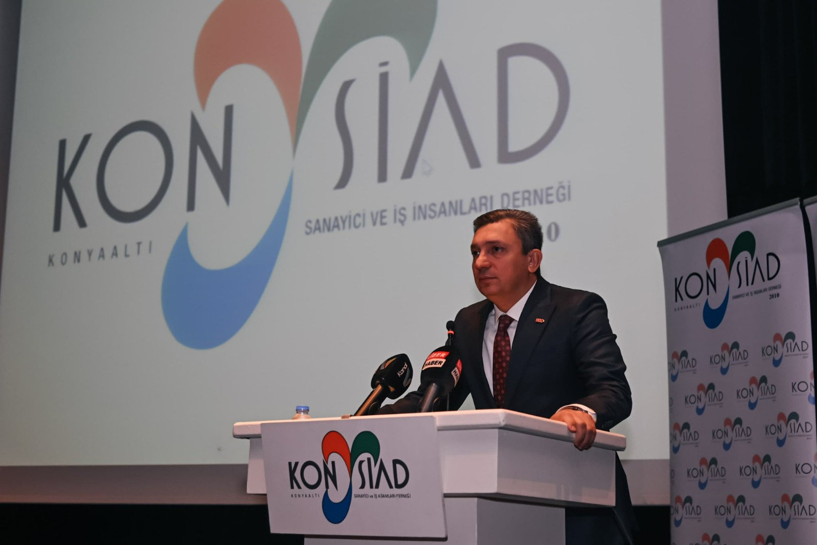 Vali Hulusi Şahin, Konyaaltı Sanayici ve İş İnsanları Derneği’nin (KONYSİAD)