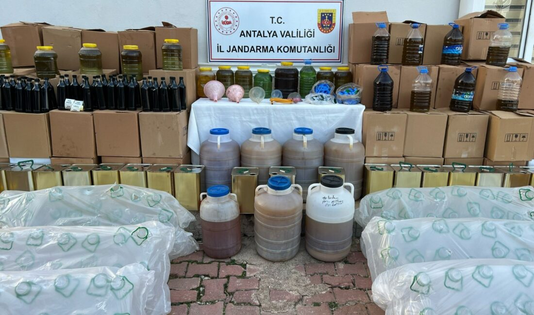 Antalya İl Jandarma Komutanlığı’na bağlı ekipler, yurtdışından getirilen pamuk ve