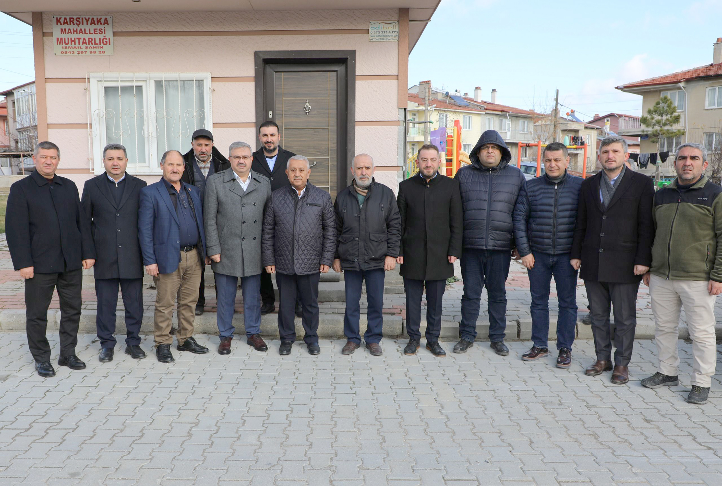 Afyonkarahisar Belediye Başkanı Mehmet Zeybek Karşıyaka Mahallesi sakinleri ile bir