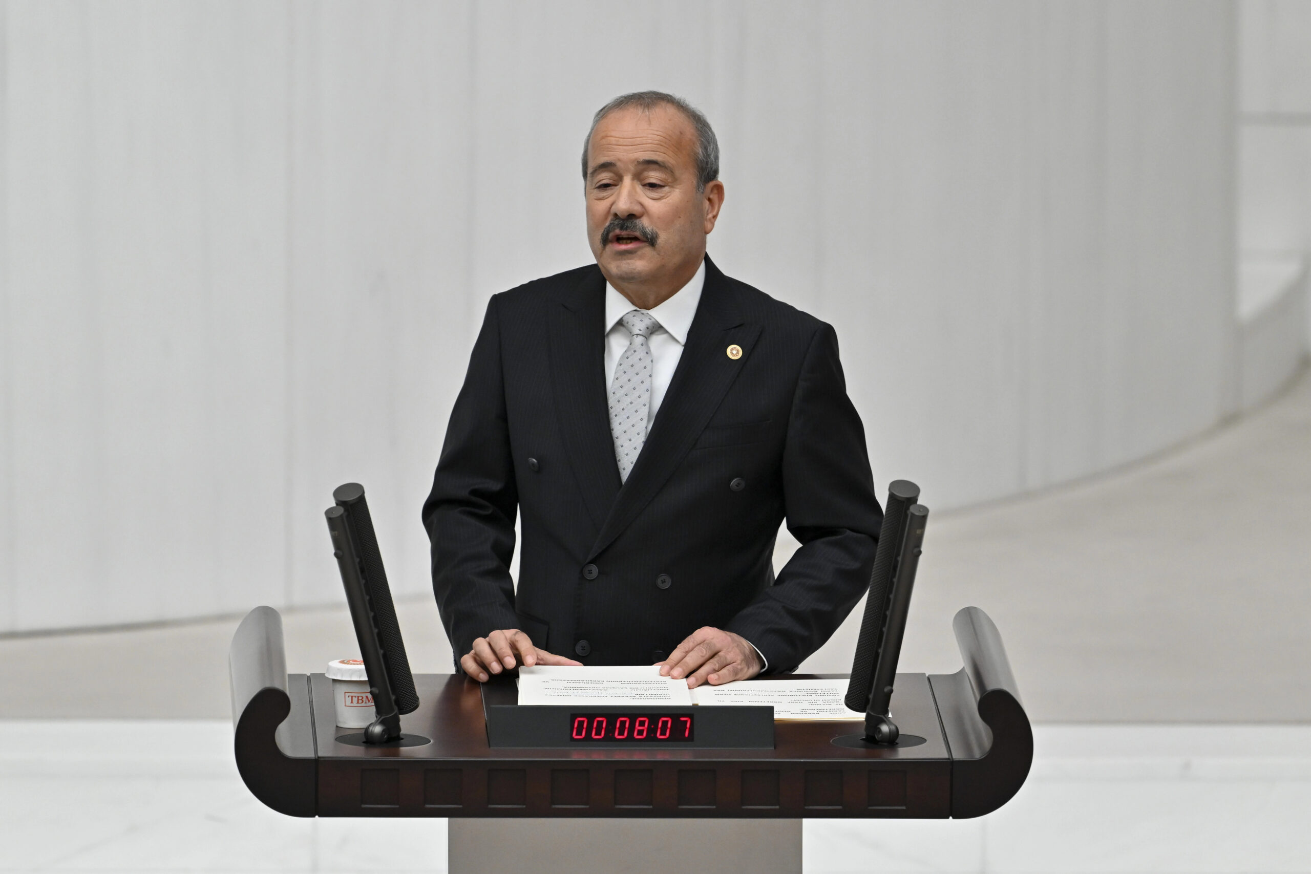 Terörü lanetleyen MHP Afyonkarahisar Milletvekili Mehmet Taytak, “Milli birlik ve