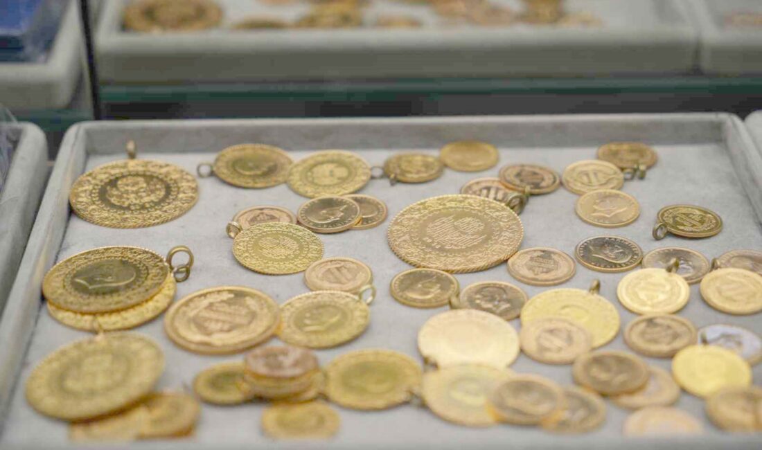 Altın fiyatları yükseldi, enflasyondan korunmak isteyen vatandaşlar altın yatırımına yöneldi.