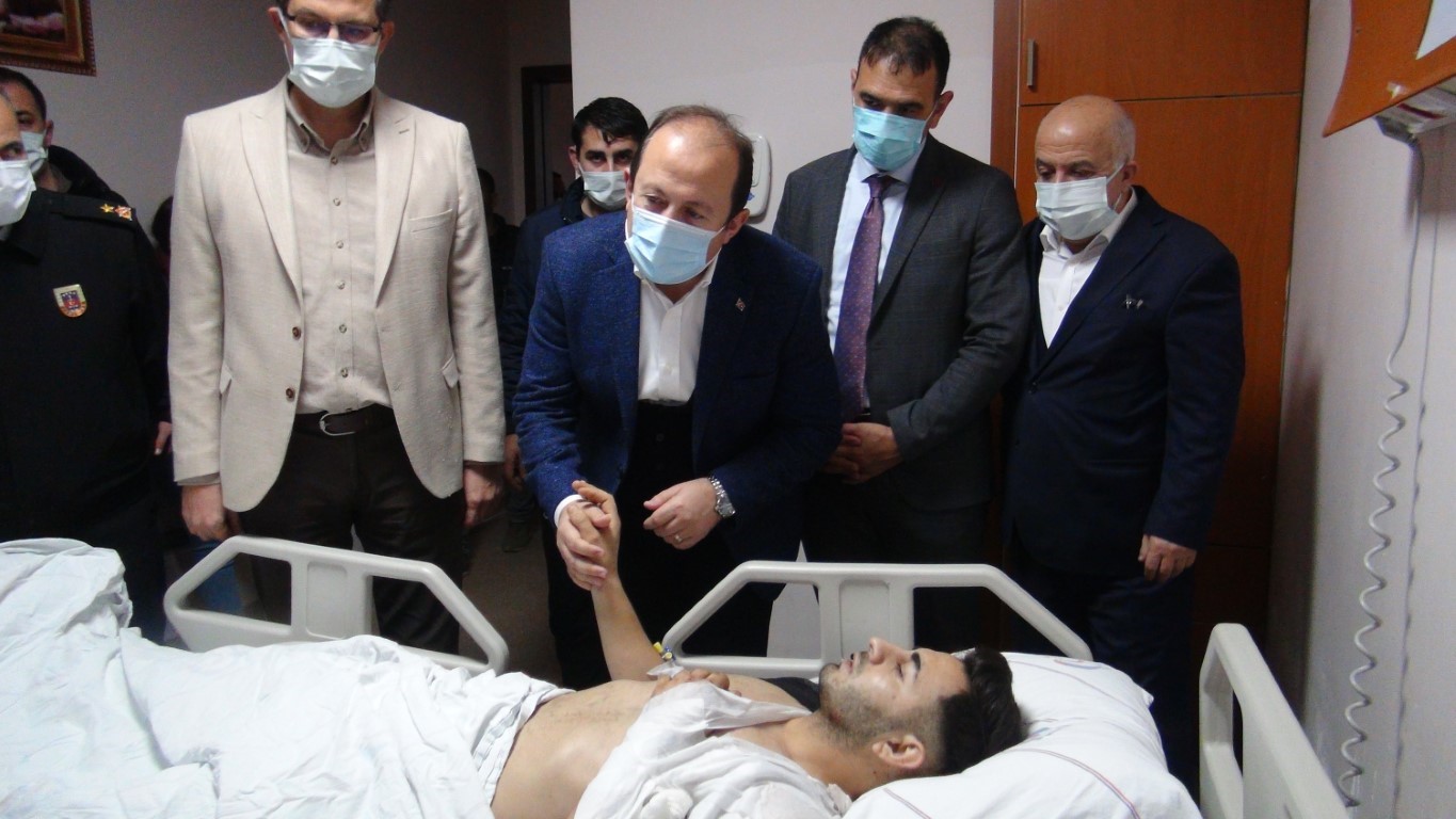 Mersin Valisi Ali Hamza Pehlivan, Aydıncık ilçesinde şehirler arası yolcu