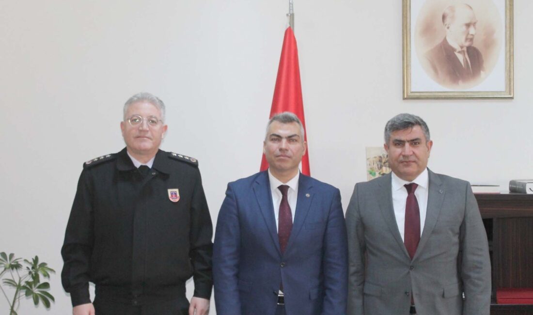 Afyonkarahisar İl Emniyet Müdürü Mahmut Ay ile İl Jandarma Komutanı