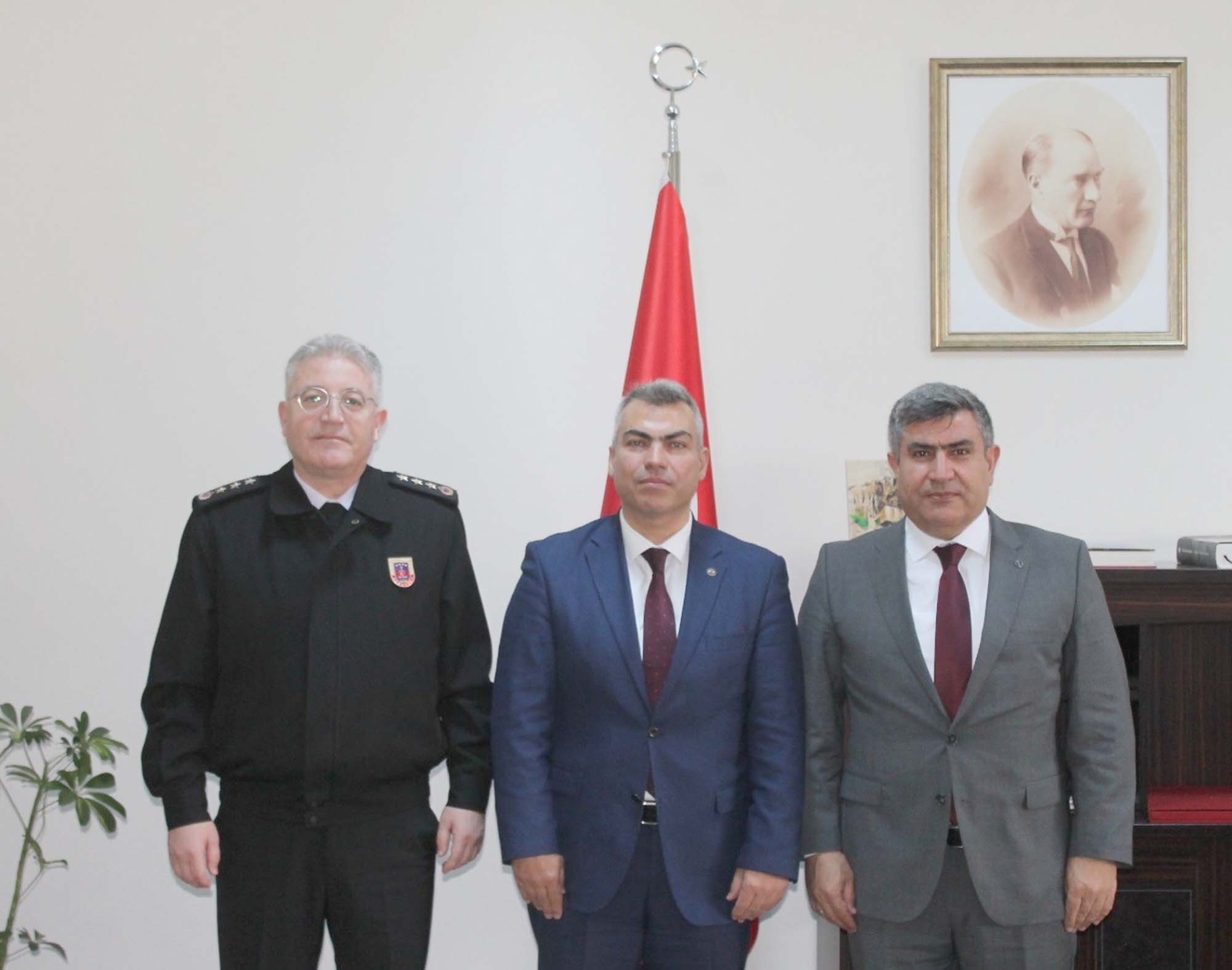 Afyonkarahisar İl Emniyet Müdürü Mahmut Ay ile İl Jandarma Komutanı