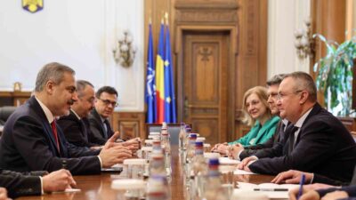 DIŞİŞLERİ BAKANI HAKAN FİDAN, BÜKREŞ'TE ROMANYA SENATOSU BAŞKANI NİCOLAE IONEL