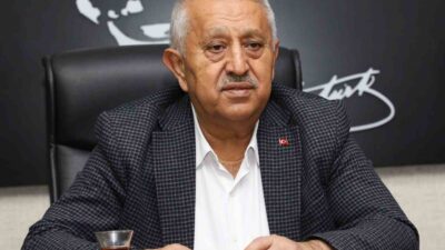 AFYONKARAHİSAR BELEDİYE BAŞKANI MEHMET ZEYBEK, VAAT ETTİKLERİ 37 PROJEDEN FAZLASINI