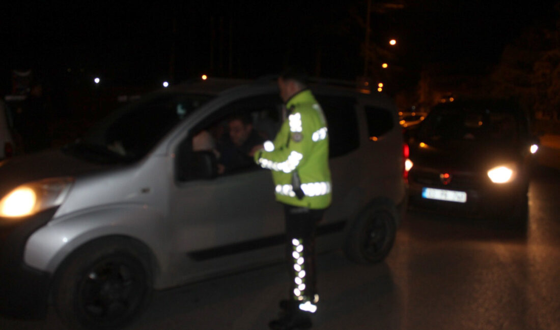 Çay ilçesinde vatandaşların yılbaşı gecesini huzur ve güven içerisinde geçirmelerini