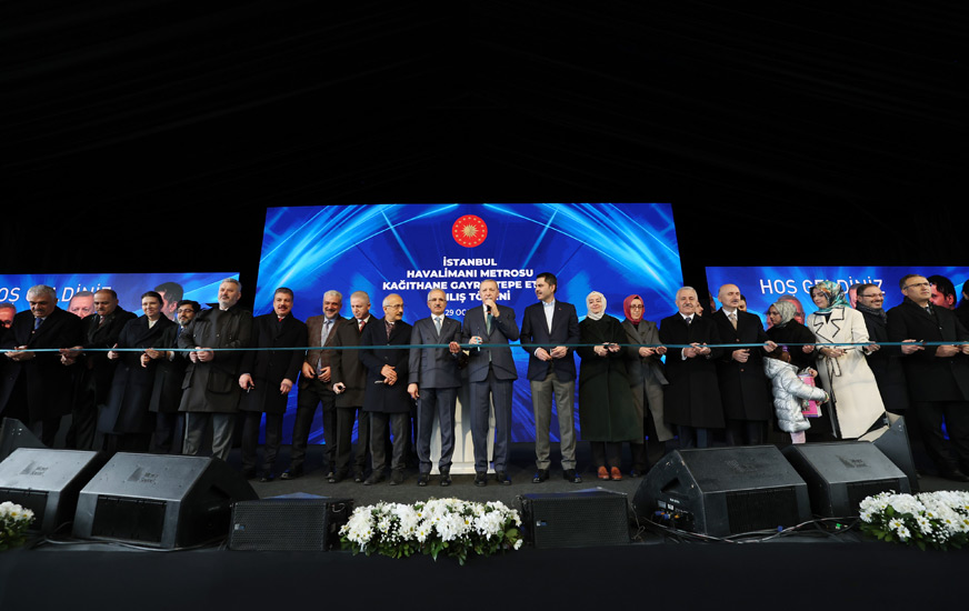 Cumhurbaşkanı Erdoğan, “Bir taraftan belediyeler, bir taraftan hükûmet olarak biz,