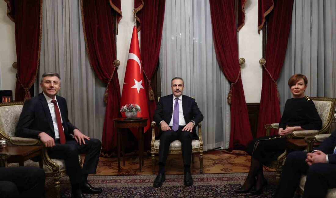 DIŞİŞLERİ BAKANI FİDAN, HÖH GENEL BAŞKANLIĞINDAN İSTİFA EDEN KARADAYI İLE