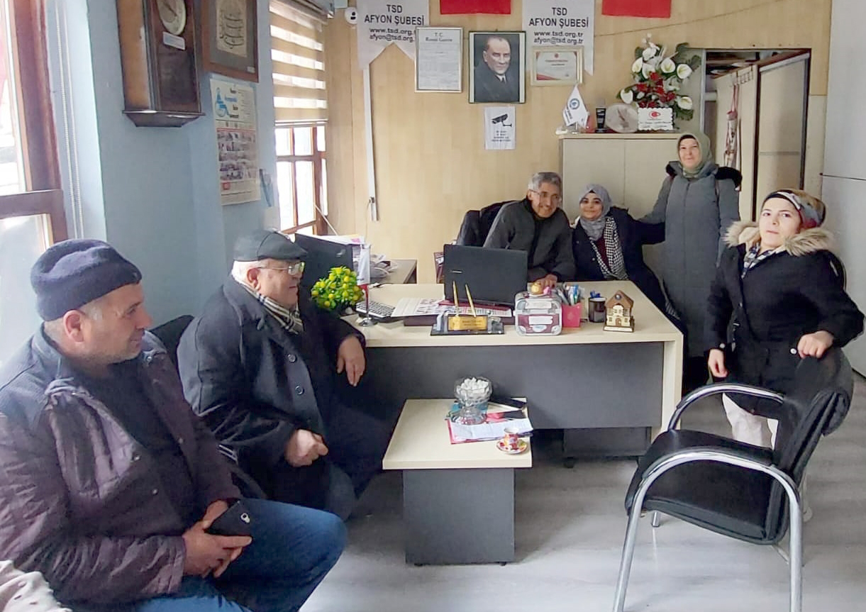 Türkiye Sakatlar Derneği (TSD) Afyonkarahisar Şube Başkanı Faruk Özkara bir