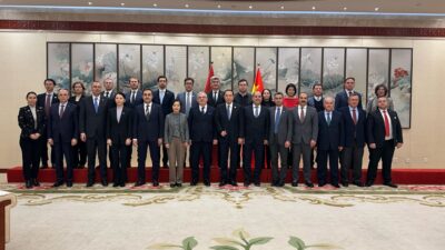 Çin’in yıllık 2,6 trilyon dolarlık ithalatından daha fazla pay almak