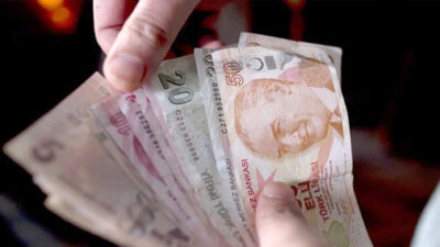 Çalışma ve Sosyal Güvenlik Bakanı Vedat Işıkhan, SSK ve Bağ-Kur