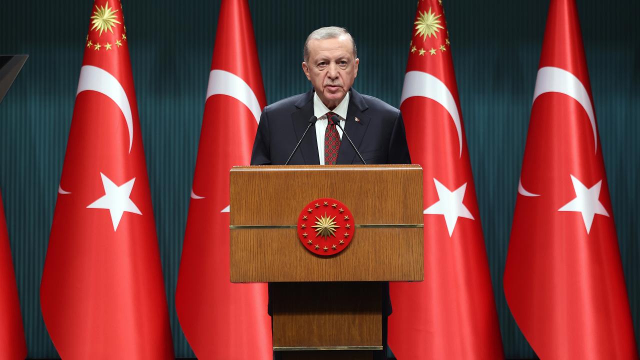 Cumhurbaşkanı Recep Tayyip Erdoğan’ın kararıyla, bugün saat 14.30’da İstanbul’daki Dolmabahçe