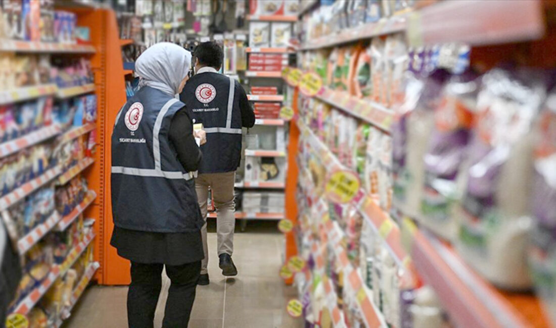 Ticaret Bakanlığınca, geçen yıl otomotiv, emlak ve gıda sektörleri ile