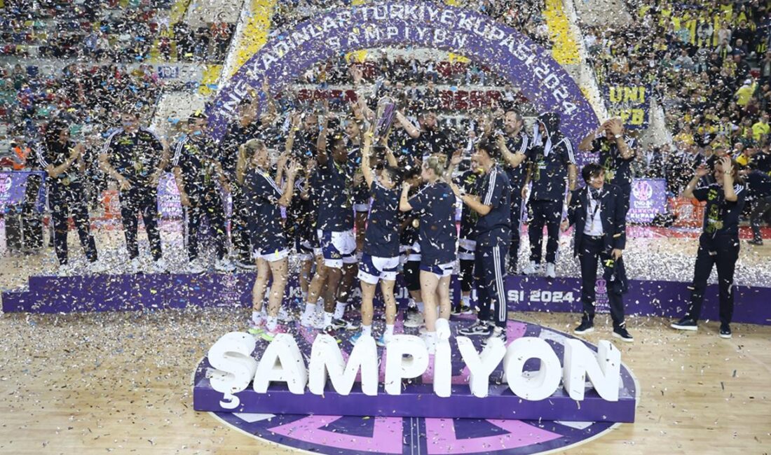 Basketbol ING Kadınlar Türkiye Kupası Finali’nde Fenerbahçe, normal süresi 71-71
