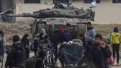 GAZZE’DE BİR OKULDA ELLERİ VE GÖZLERİ BAĞLI 30 FİLİSTİNLİNİN CESEDİNE