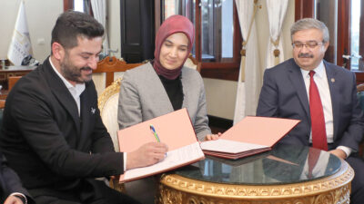 Çobanlar ilçesine hayırsever Yılancı ailesinin desteğiyle yapılacak olan 12 derslikli