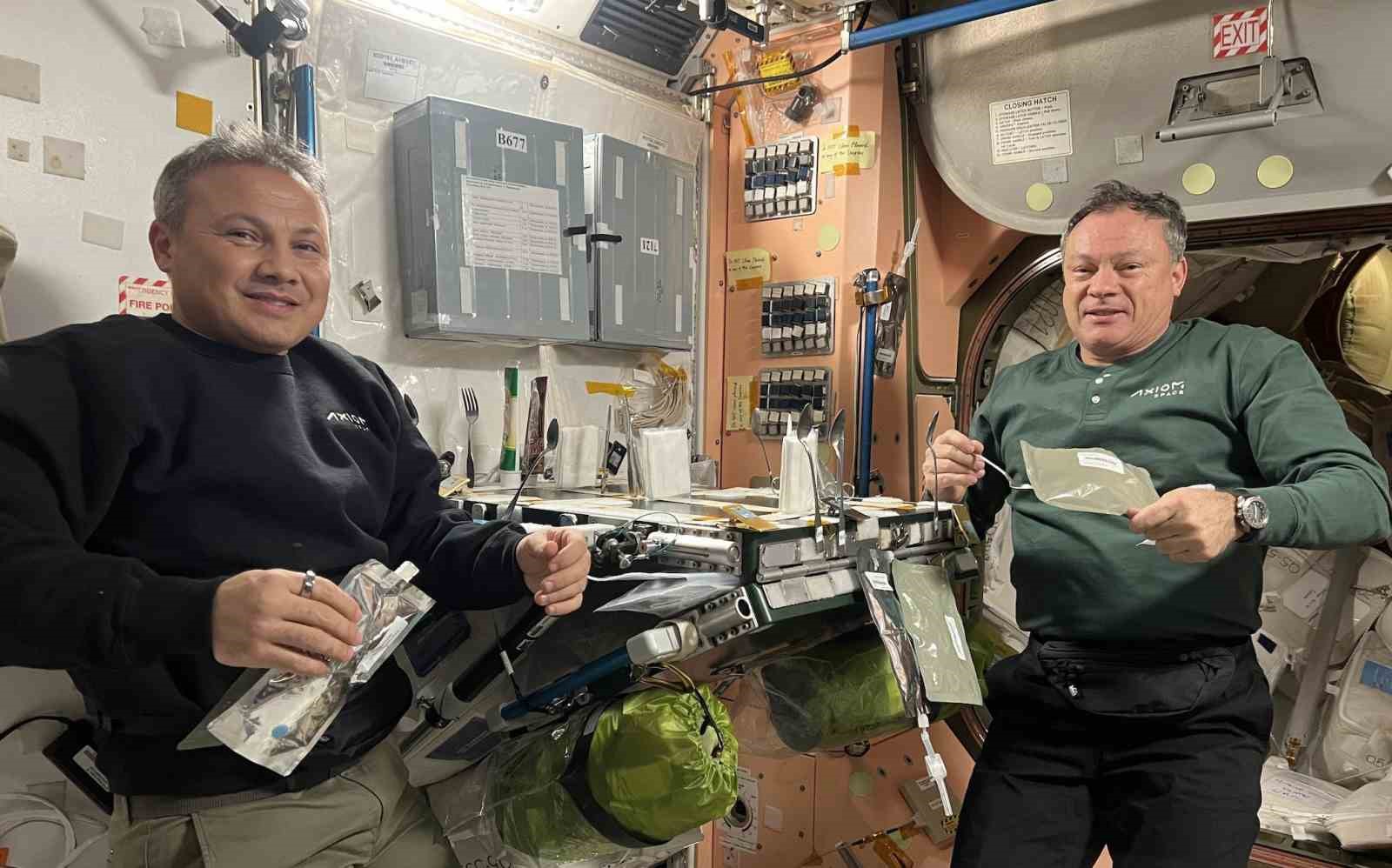 İLK TÜRK ASTRONOT GEZERAVCI ISS’TEN YENİ BİR PAYLAŞIM YAPTI