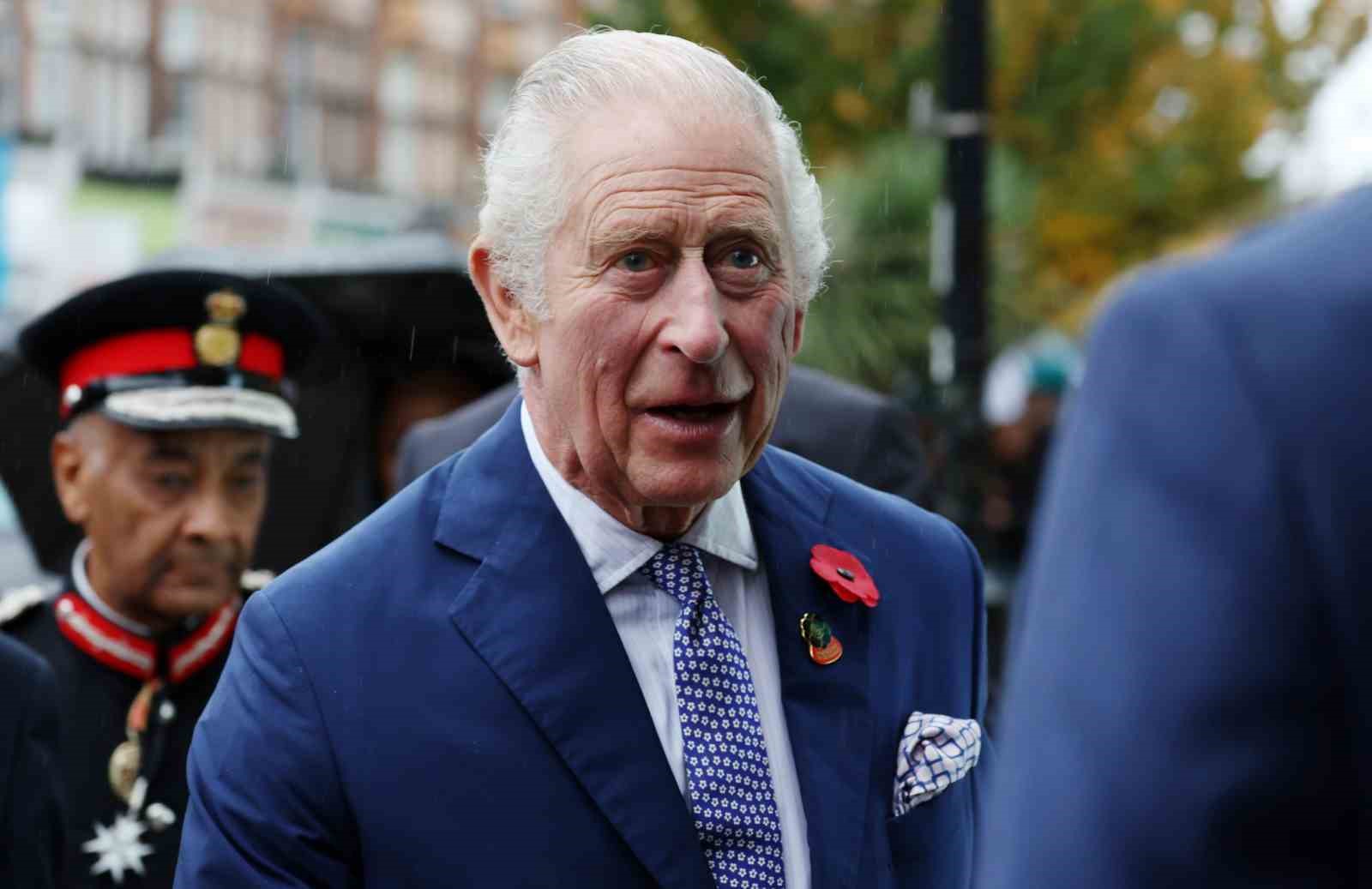 İNGİLTERE KRALI III. CHARLES, PROSTAT BÜYÜMESİ NEDENİYLE LONDRA’DAKİ ÖZEL THE