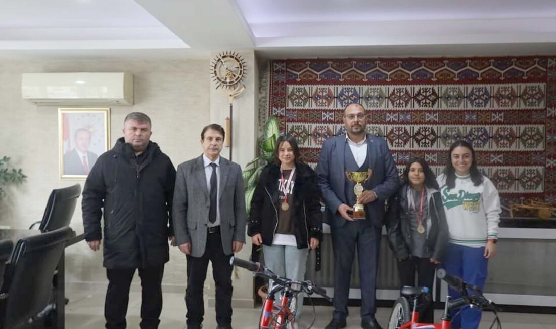 Afyonkarahisar Gençlik ve Spor İl Müdürlüğü tarafından düzenlenen Okul Sporları
