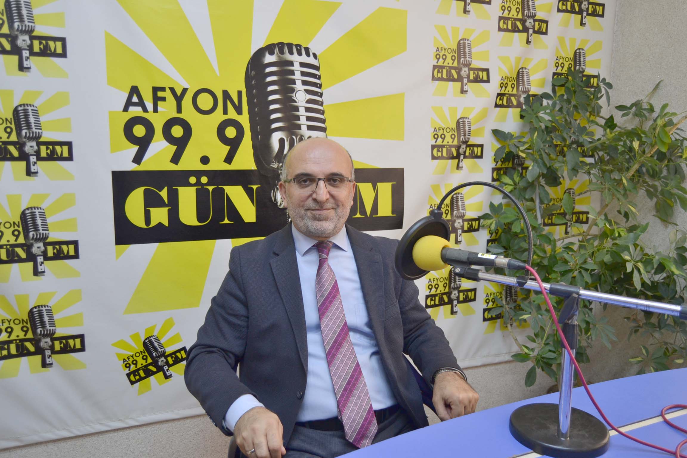 Afyonkarahisar Müftüsü Lütfü İmamoğlu, Gün FM’de yaptığı açıklamada, “Dünyada iyilik