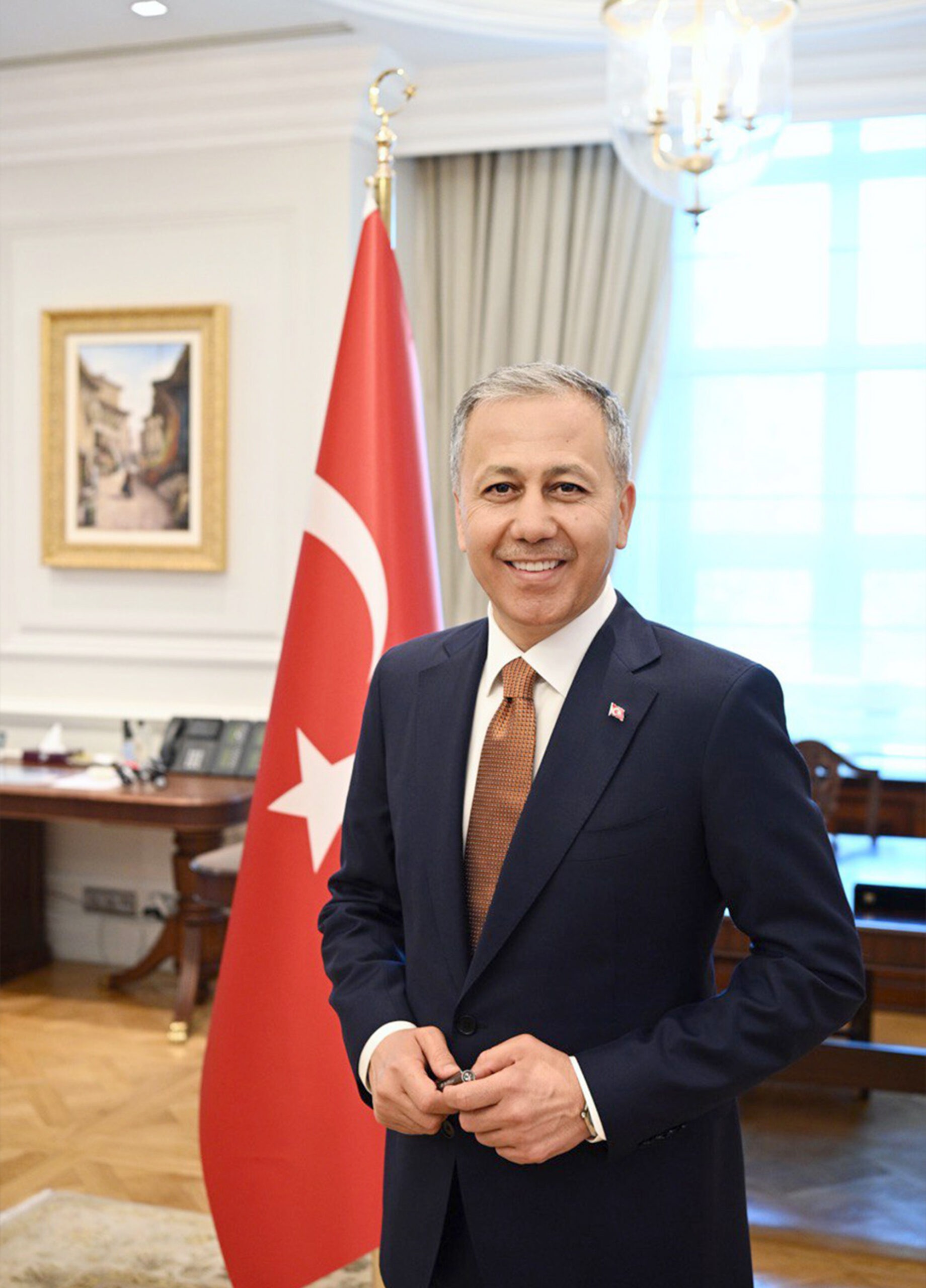 İçişleri Bakanı Ali Yerlikaya, uluslararası uyuşturucu madde ticareti yapan organizasyonlara