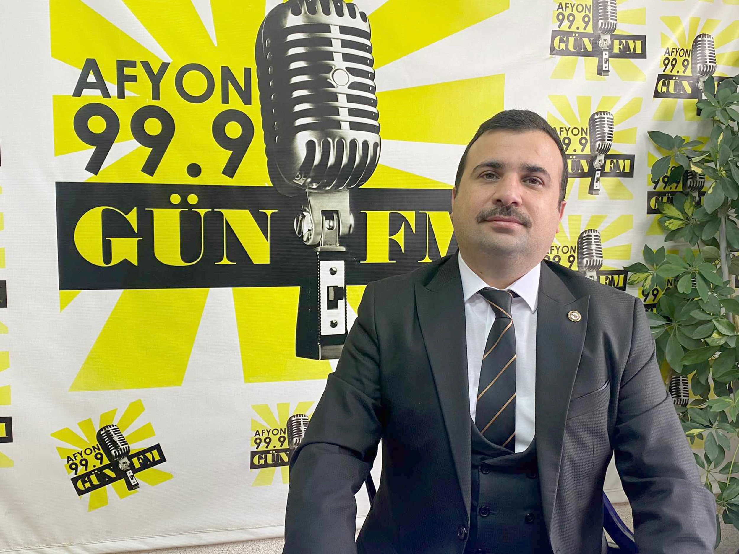 Afyonkarahisar İl Nüfus ve Vatandaşlık Müdürü Erkan Tanyeri Gün FM’de