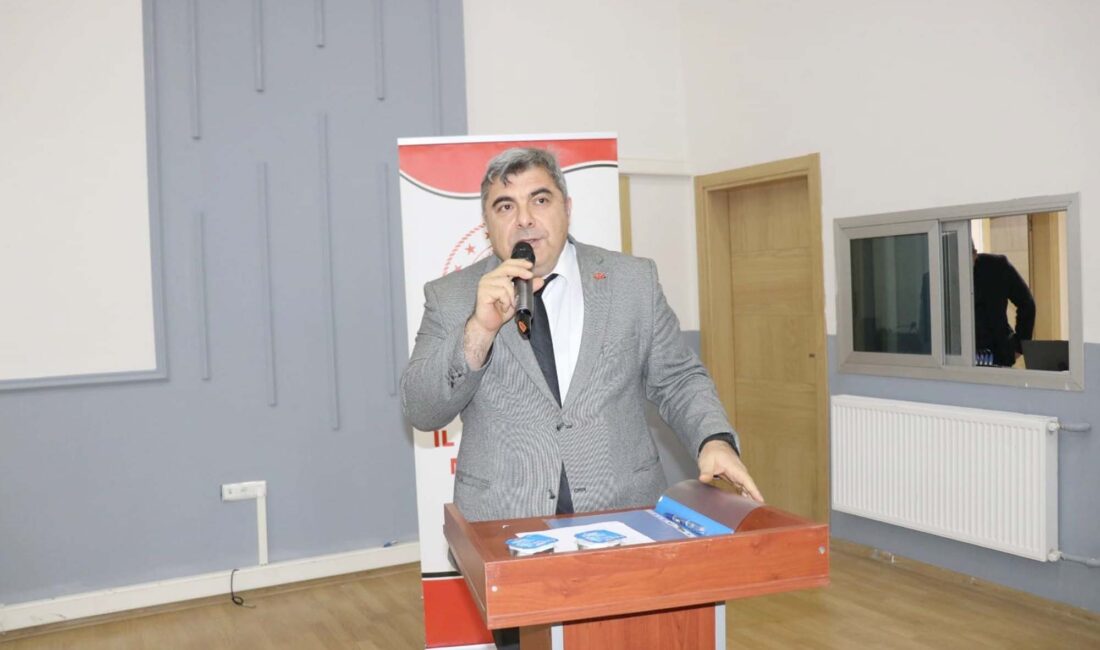Afyonkarahisar İl Milli Eğitim Müdürü Miraç Sünnetci, “Öğretmen Mesleki Kariyer