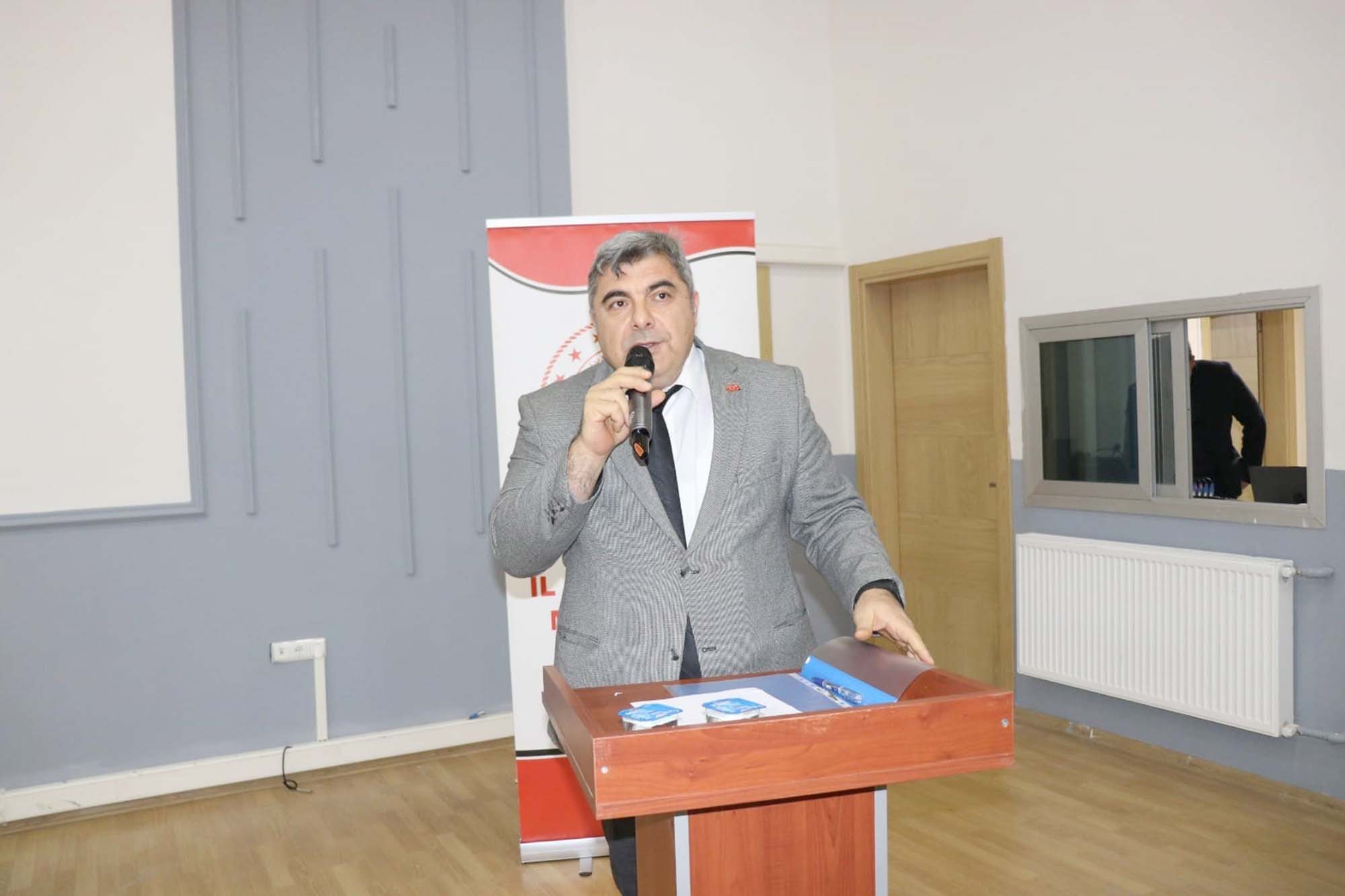 Afyonkarahisar İl Milli Eğitim Müdürü Miraç Sünnetci, “Öğretmen Mesleki Kariyer