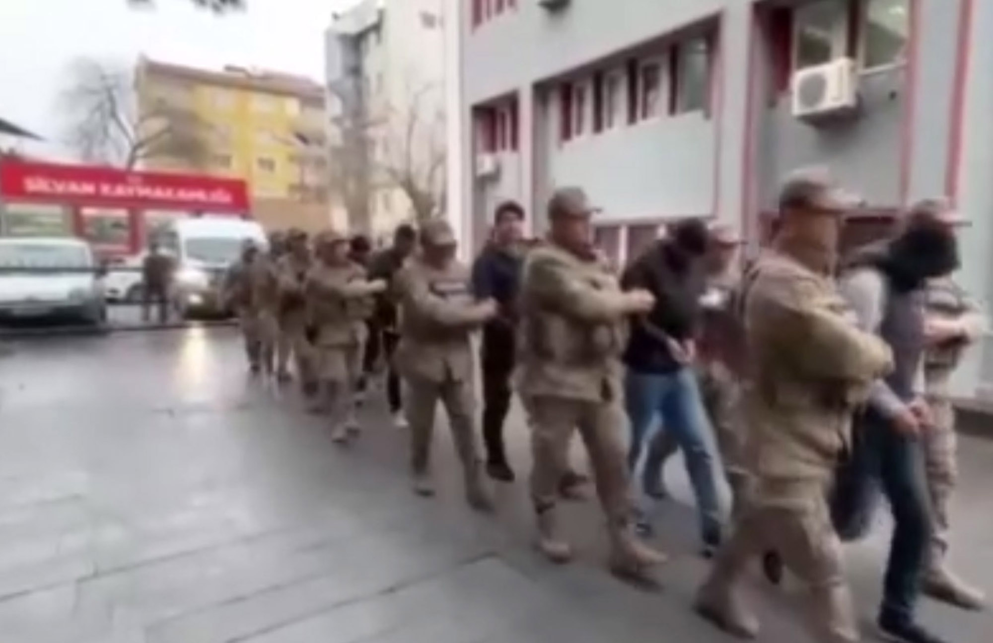 İçişleri Bakanı Ali Yerlikaya, 10 İlde Bilişim Sistemlerini Kullanarak Nitelikli