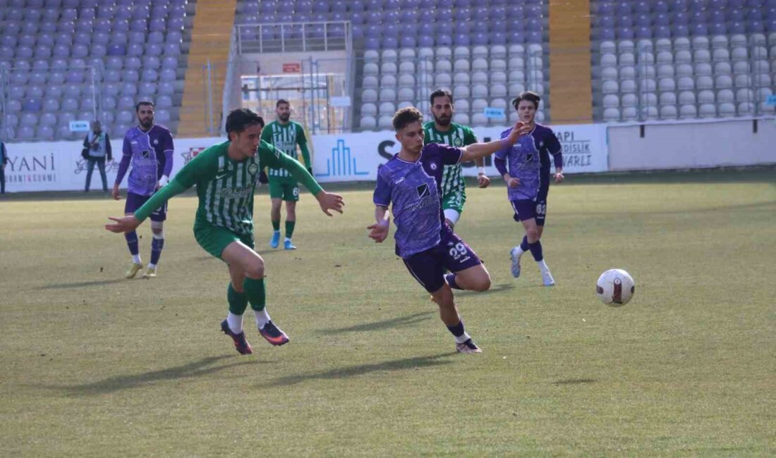 TFF 2.LİG’DE AFYONSPOR EVİNDE AĞIRLADIĞI KIRKLARELİSPOR İLE 1-1 BERABERE KALDI.
