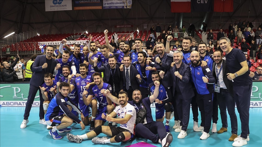 Halkbank Erkek Voleybol Takımı’nın Kanadalı oyuncusu Gordon Perrin, CEV Şampiyonlar