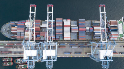 Türk lirasıyla dış ticaret geçen yıl bir önceki yıla kıyasla