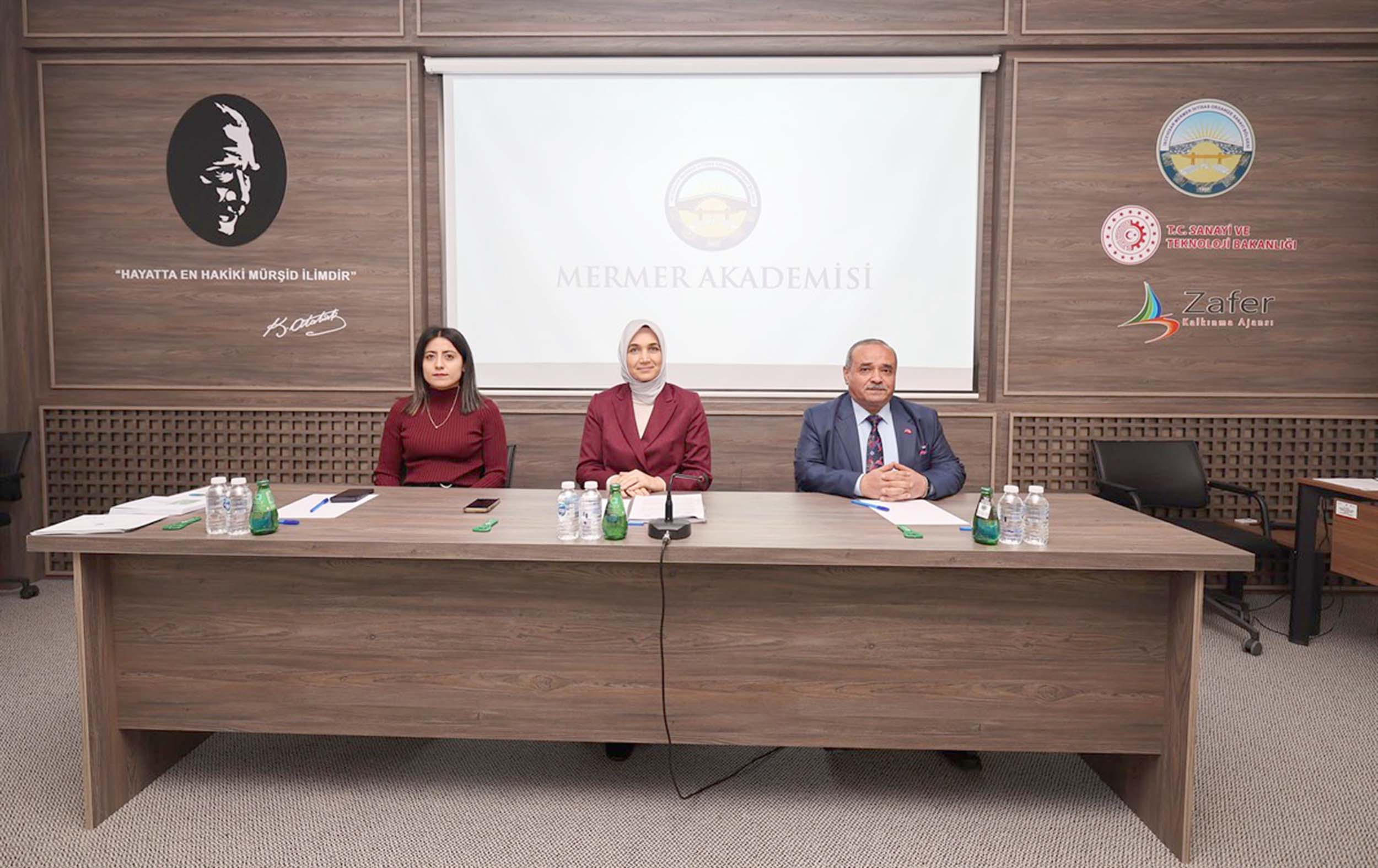 Vali Doç. Dr. Kübra Güran Yiğitbaşı, İscehisar Mermer İhtisas Organize
