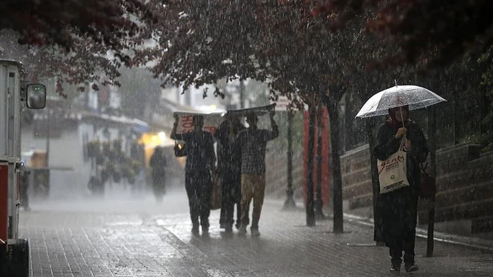 Yapılan son değerlendirmelere göre, ülke genelinin parçalı ve çok bulutlu,