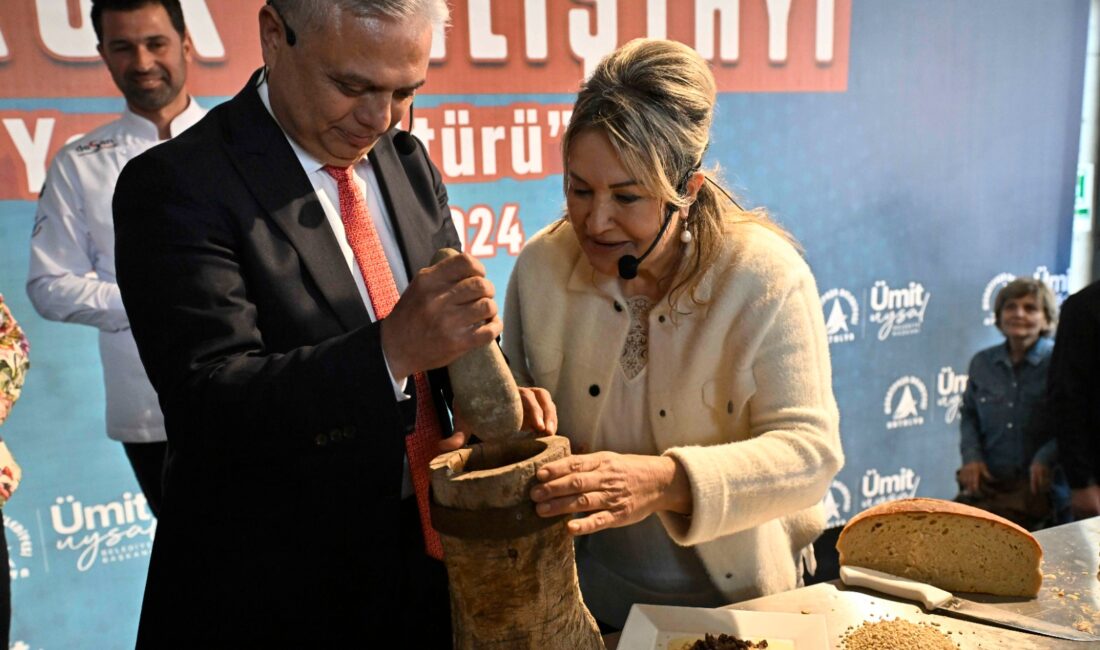 Antalya’da Muratpaşa Belediyesi’nin bu yıl ‘yemek kültürü’ temasıyla 6’ncısını düzenlediği
