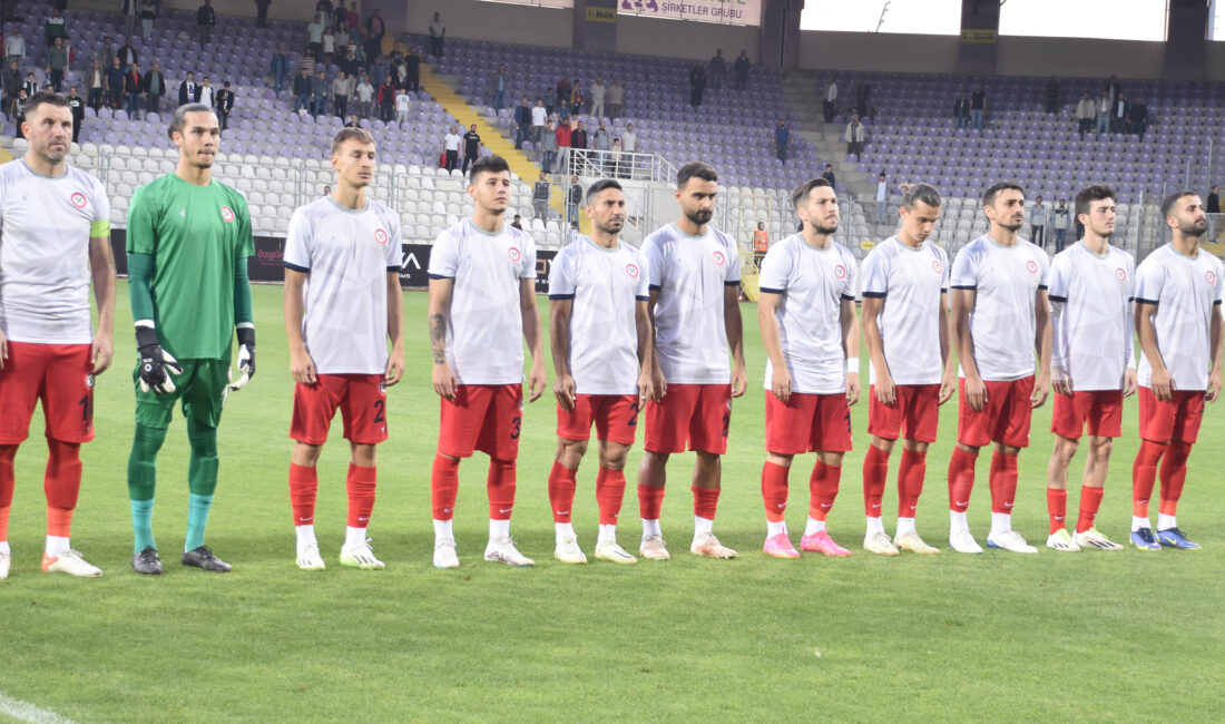 TFF 2.Lig Beyaz Grup’ta lider Esenler Erokspor’un bir maçı eksik