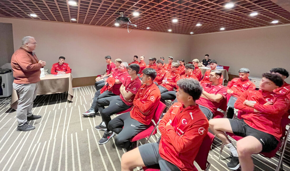 U17 Millî Takımı futbolcularına Dopingle Mücadele Semineri Hırvatistan’da katılacağı Uluslararası Dostluk Turnuvası için İstanbul’da hazırlıklarını sürdüren U17