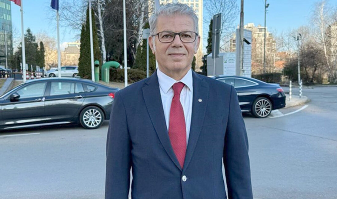     Eski Avrupa Halter Federasyonu (EWF) Başkanı Hasan Akkuş,