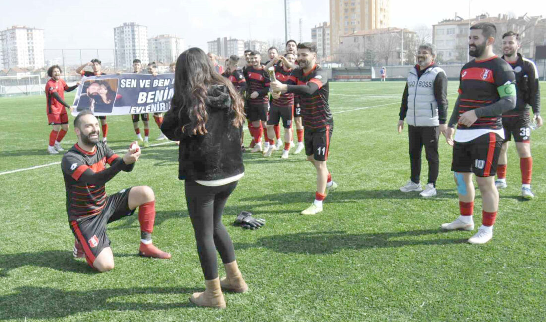   Kayseri Özvatan Belediyespor’un başarılı savunma oyuncusu Mustafa Aydın, Palasspor