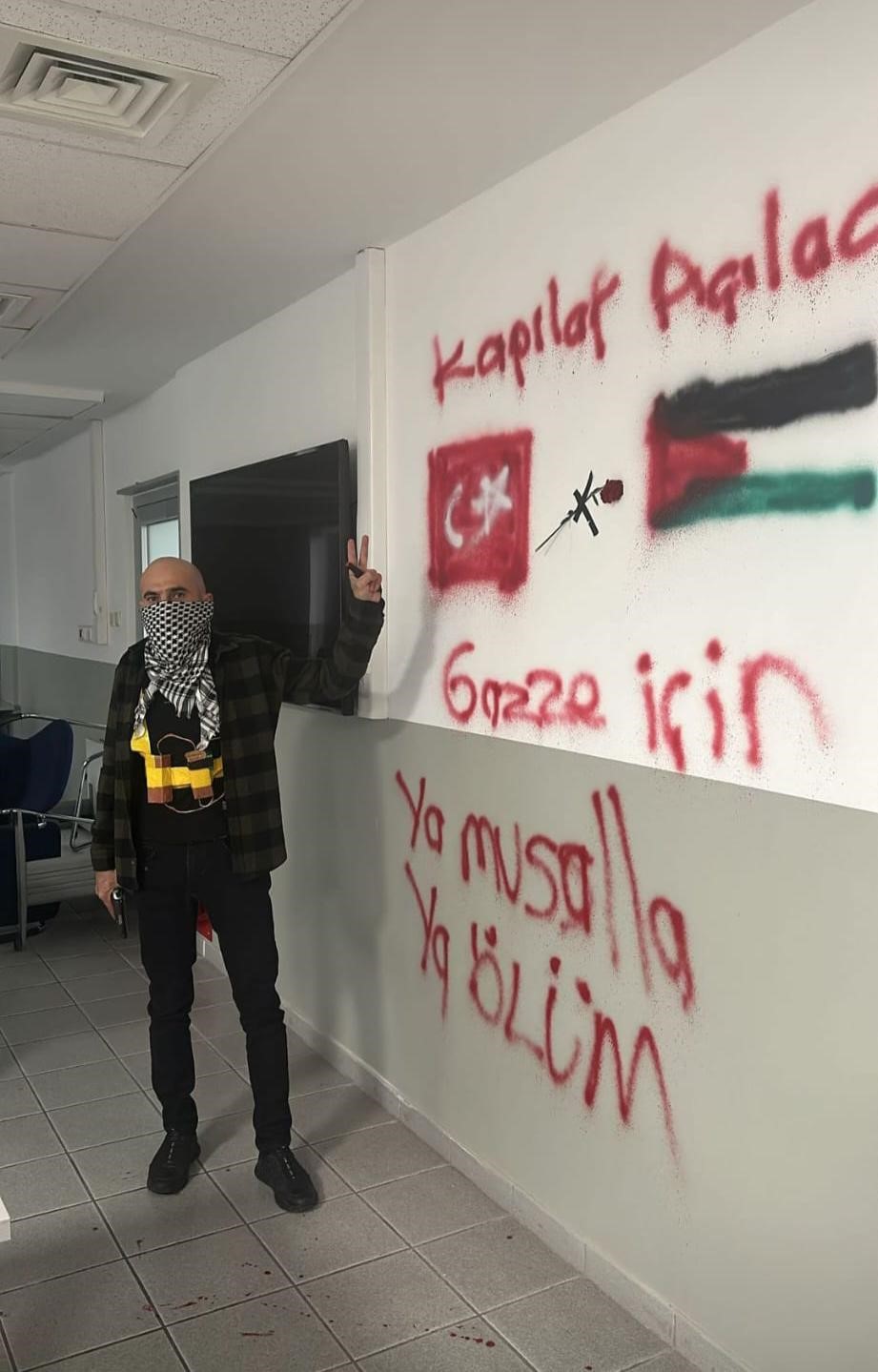 Kocaeli’nin Gebze ilçesinde P&G fabrikasında rehine krizi sürerken, İsrail’in Gazze’ye yönelik saldırılarını