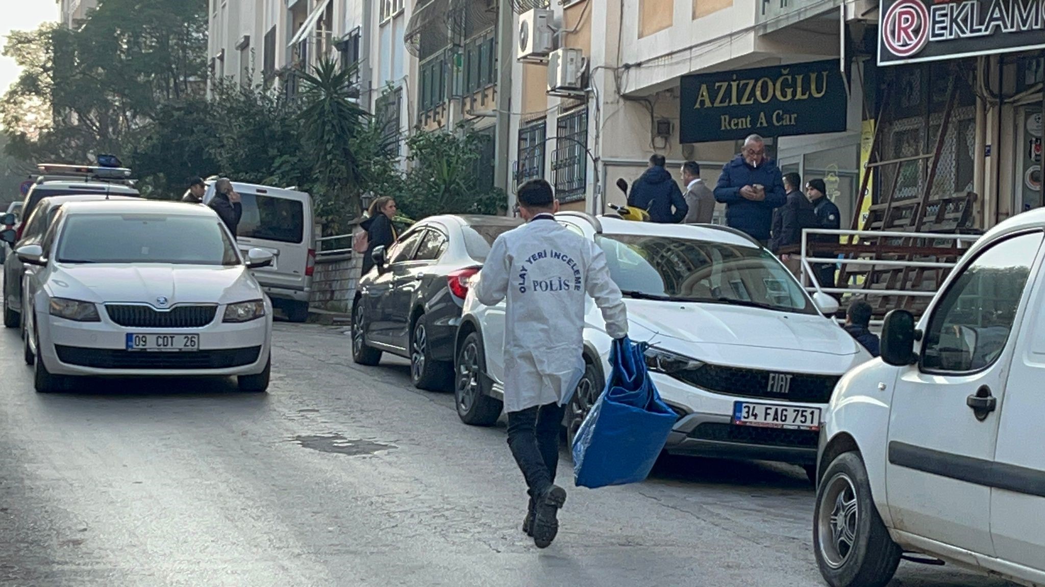 Aydın’ın Nazilli ilçesinde bir şahıs, iddiaya göre girdiği apartman dairesinin