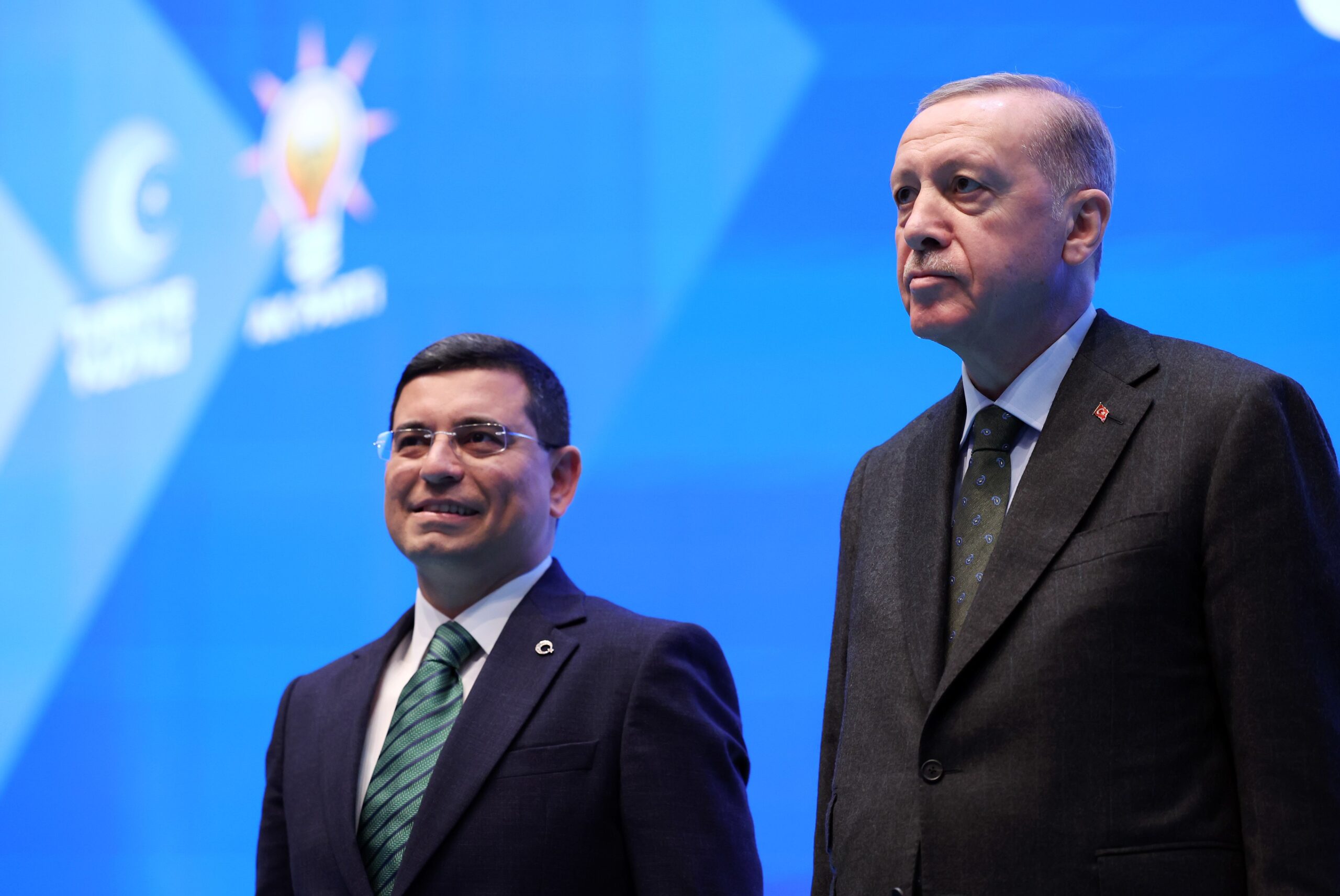 Cumhurbaşkanı Recep Tayyip Erdoğan, çantada keklik olarak gördükleri belediyeler için