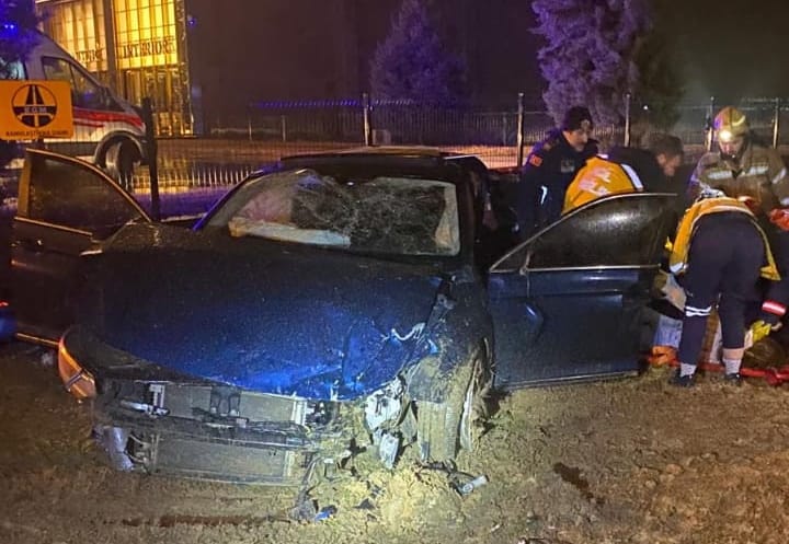 Bursa’nın İnegöl ilçesinde meydana gelen trafik kazasında, 14 Şubat Sevgililer