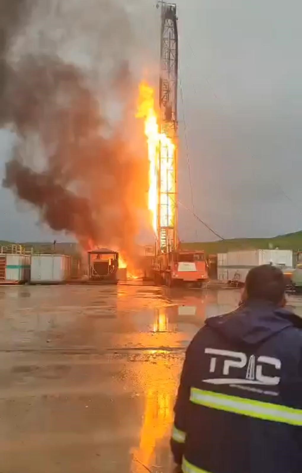 Diyarbakır’ın Silvan ilçesinde petrol kuyusunda sondaj çalışması yapıldığı esnada gaz