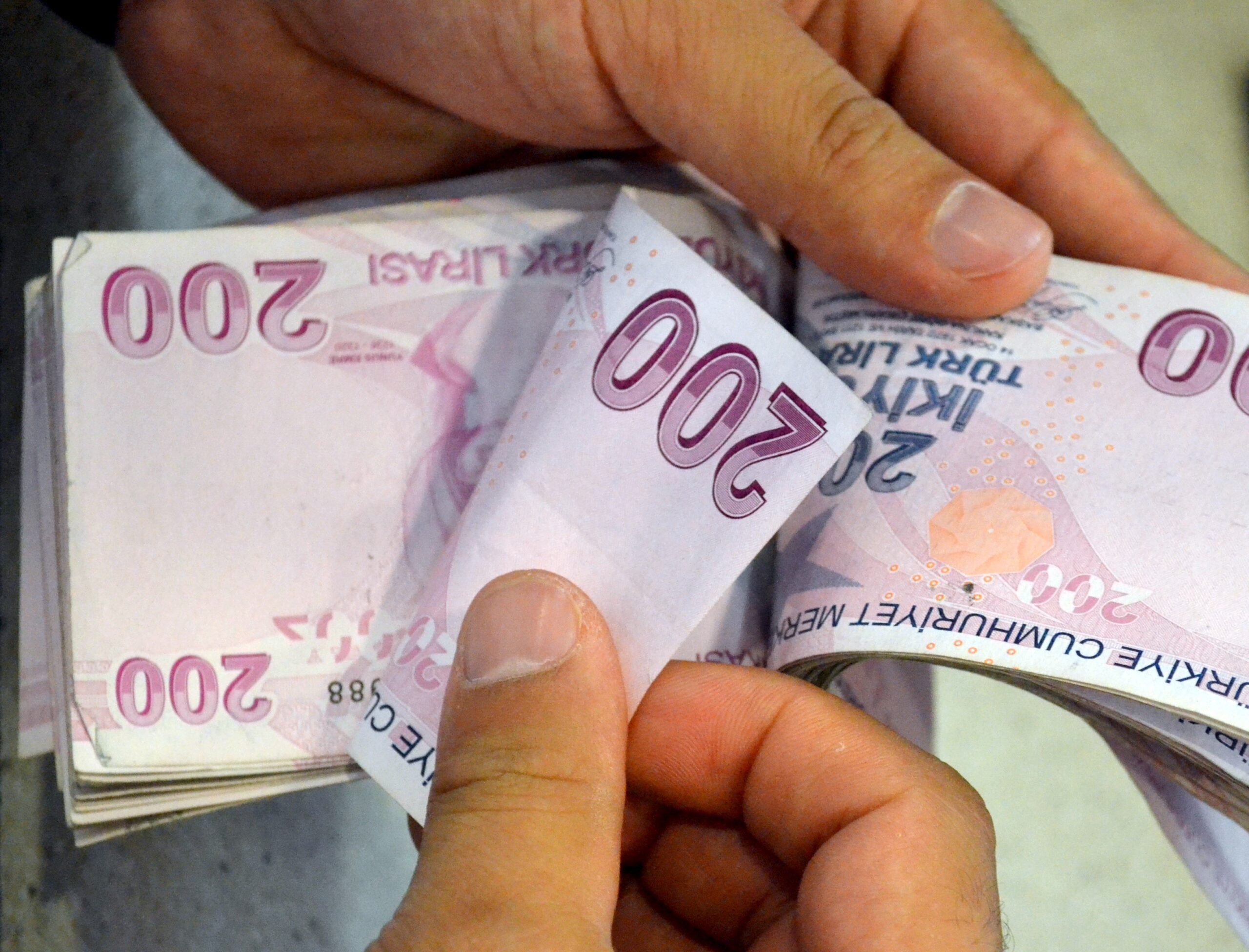 Bankalarda promosyon hareketliliği sürüyor. Emekli maaşı promosyonlarında 29 Şubat’a kadar