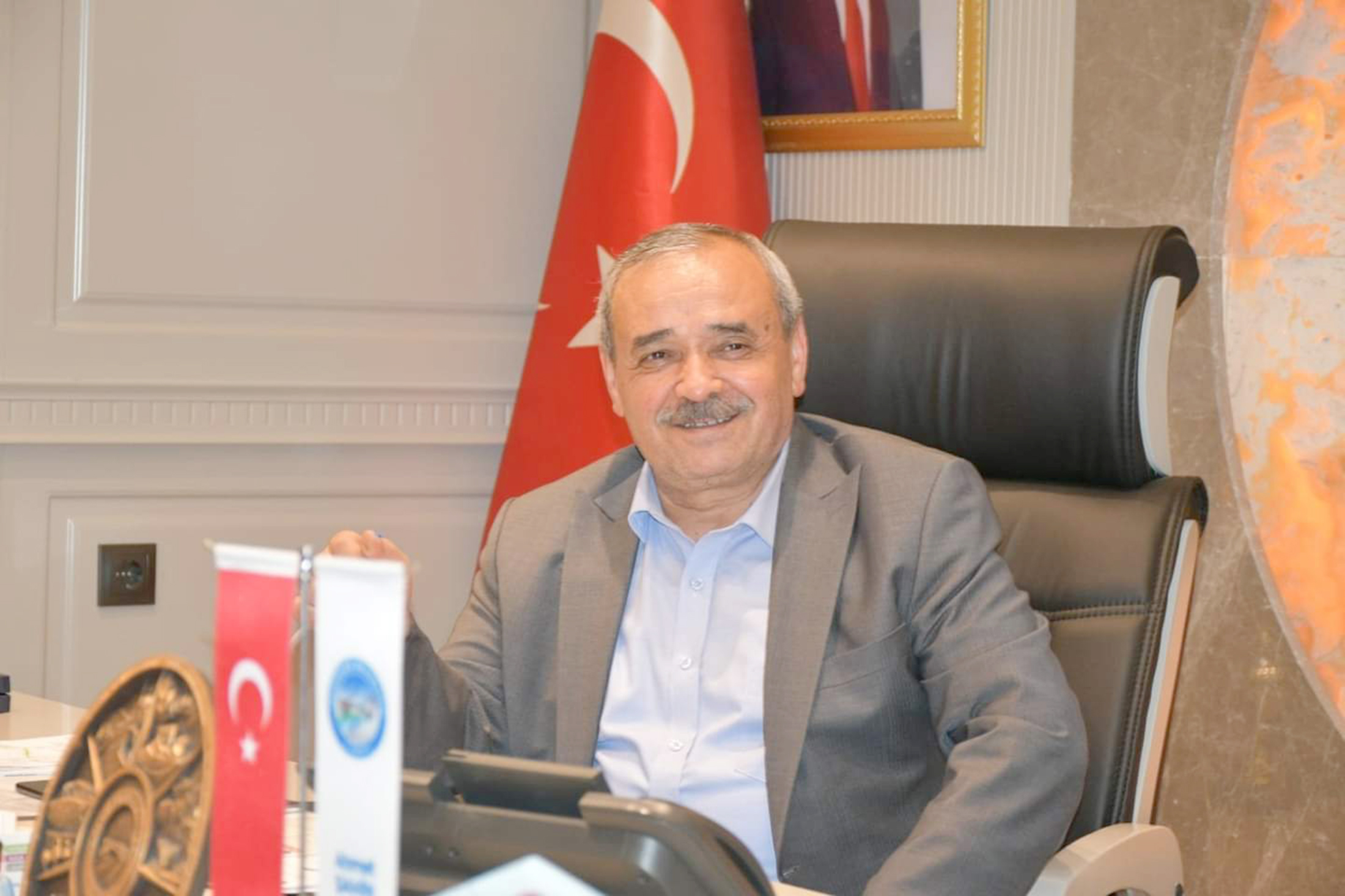 İscehisar Belediye Başkanı Ahmet Şahin bir mesaj yayımladı. Şahin,  “2019