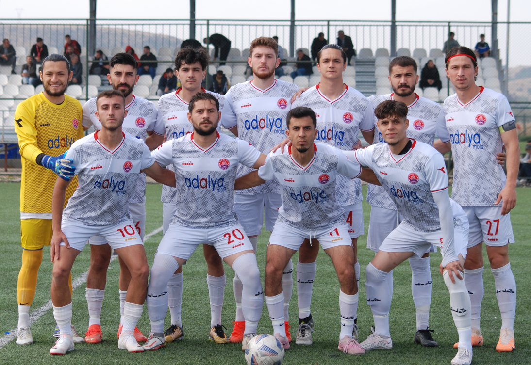   Geçen sezon Bölgesel Amatör Lig’e veda eden Sandıklıspor, Afyonkarahisar