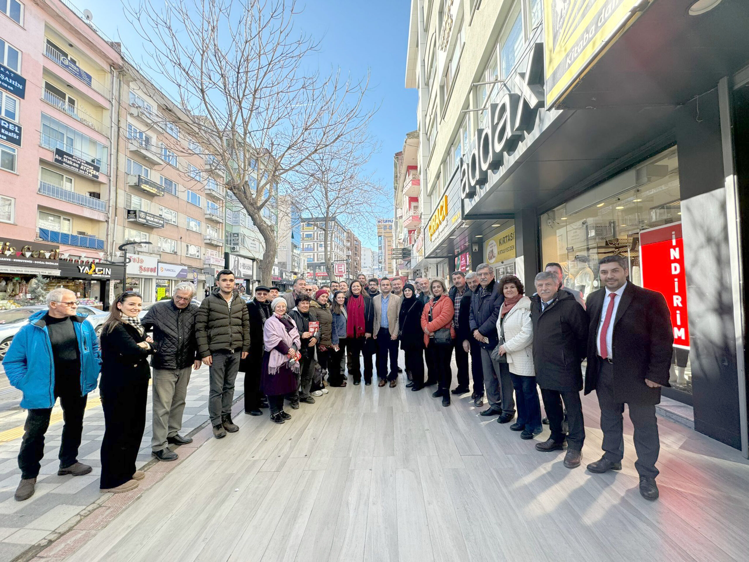 Afyonkarahisar’da esnaflarla ve vatandaşlarla bir araya gelen CHP Afyonkarahisar Belediye